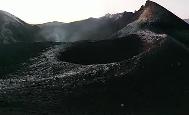 Hay concentraciones «muy altas» de SO2 en los cráteres tras 8 meses del fin erupció